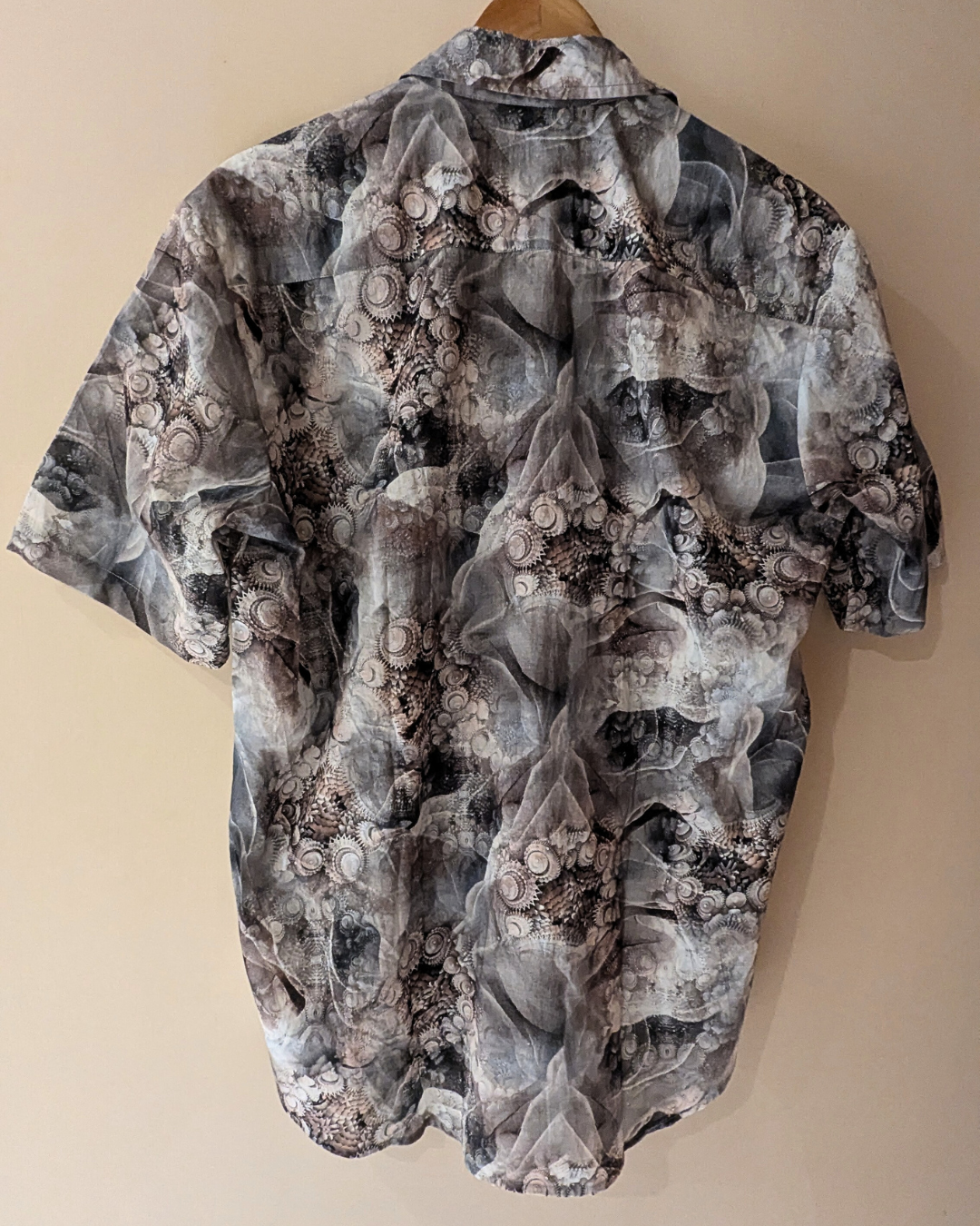 Gear Switch [Regualr Fit - Size XL]